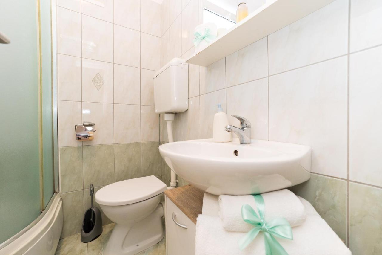 Apartment Mihaela Задар Екстериор снимка